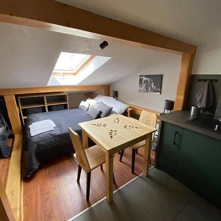 Pod Skosami Apartment